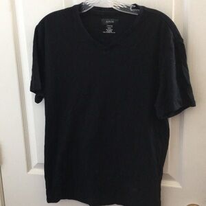 FINAL MARKDOWN Men’s alfani tee small